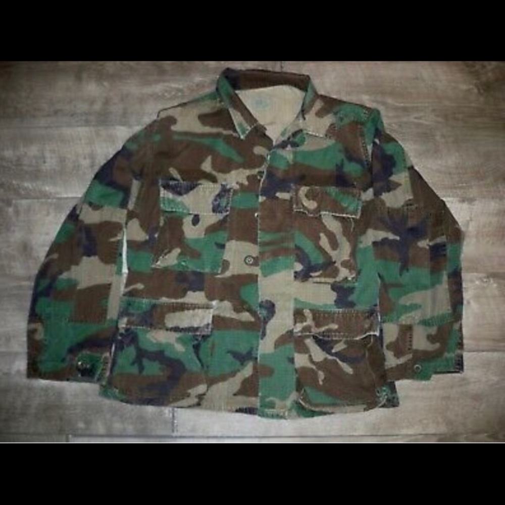 90’s Vtg Camo Camouflage Hot Weather Jacket Small
